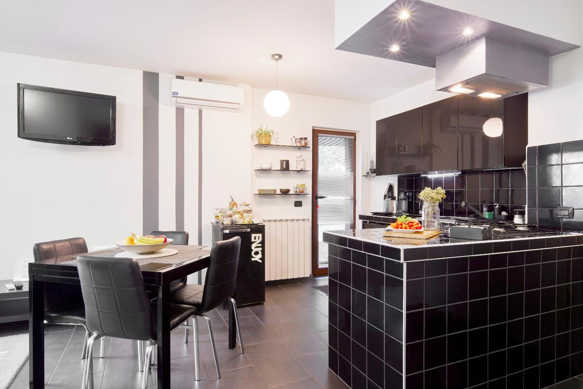 The Peaceful Apartament Close To Milan Треццано-суль-Навільйо Екстер'єр фото